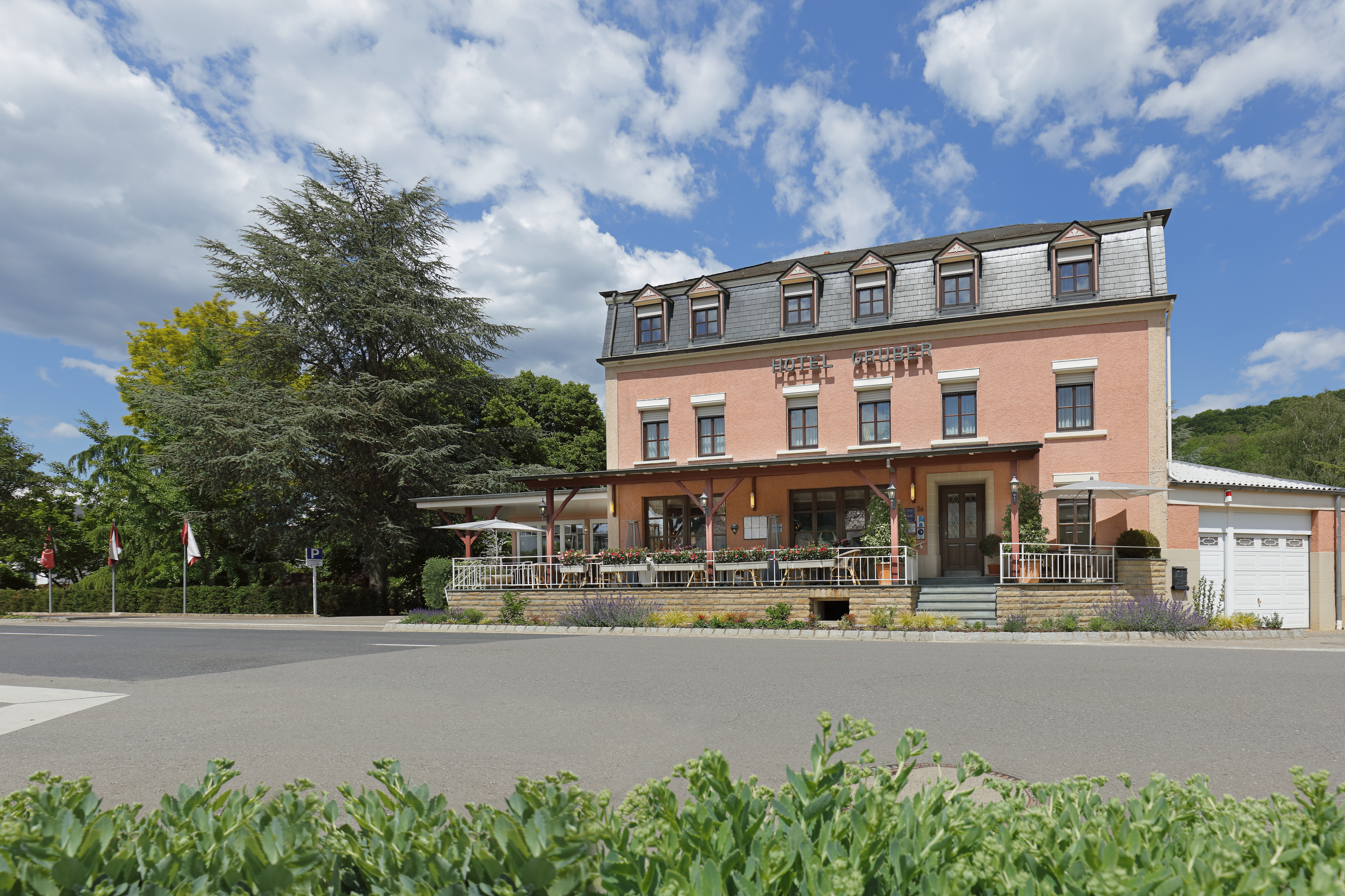 hotel-gruber-01.jpg